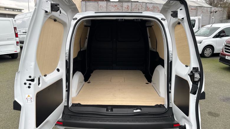 Nissan Townstar L2 Petrol 1.3 Acenta Van Auto